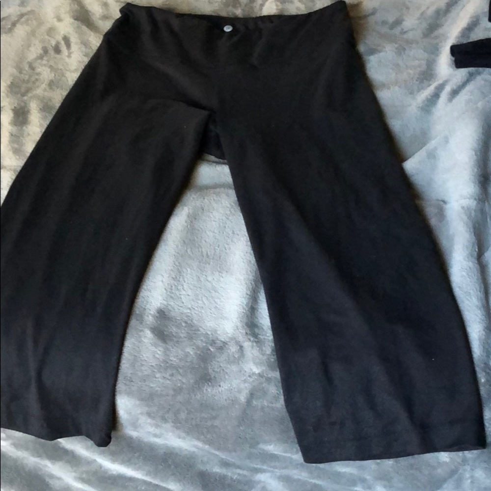 bell bottom leggings